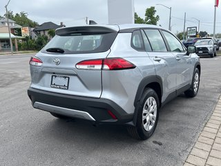 2023 Toyota COROLLA CROSS L in Niagara Falls, Ontario - 5 - w320h240px
