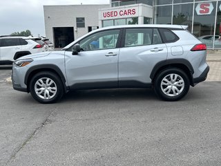 2023 Toyota COROLLA CROSS L in Niagara Falls, Ontario - 2 - w320h240px