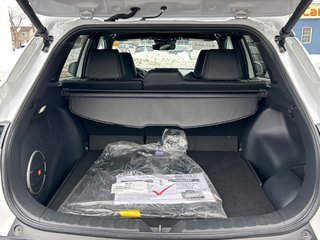 2023 Toyota Corolla Cross Hybrid XSE in Niagara Falls, Ontario - 6 - w320h240px