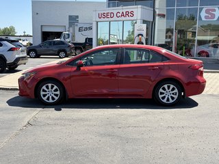 2021 Toyota Corolla LE in Niagara Falls, Ontario - 2 - w320h240px