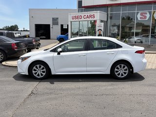 2021 Toyota Corolla LE in Niagara Falls, Ontario - 2 - w320h240px