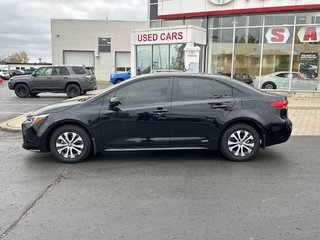 2024 Toyota Corolla in Niagara Falls, Ontario - 2 - w320h240px