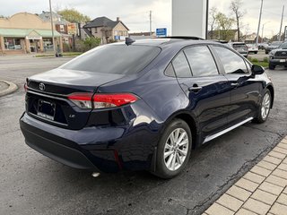 2024 Toyota Corolla LE in Niagara Falls, Ontario - 5 - w320h240px