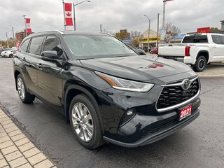 2021 Toyota Highlander Limited in Niagara Falls, Ontario - 6 - w320h240px