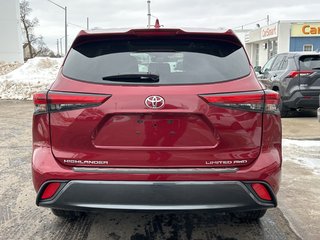 2021 Toyota Highlander Limited in Niagara Falls, Ontario - 4 - w320h240px