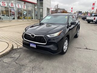 2022  Highlander LE in Niagara Falls, Ontario - 2 - w320h240px