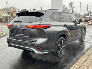 2022 Toyota Highlander XSE in Niagara Falls, Ontario - 5 - w320h240px