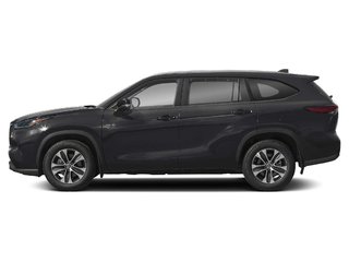 2024 Toyota Highlander XLE in Niagara Falls, Ontario - 3 - w320h240px