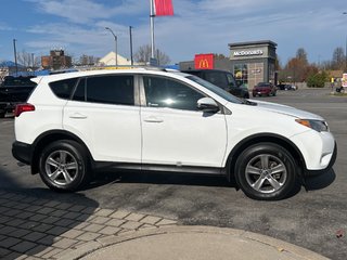 2015  RAV4 XLE in Niagara Falls, Ontario - 6 - w320h240px