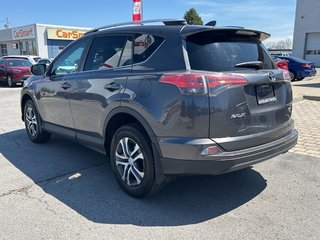 2016 Toyota RAV4 LE in Niagara Falls, Ontario - 3 - w320h240px