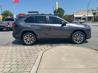 2021 Toyota RAV4 XLE in Niagara Falls, Ontario - 6 - w320h240px