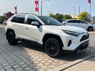 2022  RAV4 Hybrid SE in Niagara Falls, Ontario - 5 - w320h240px