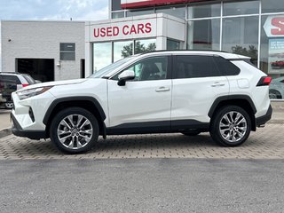 2022  RAV4 XLE in Niagara Falls, Ontario - 2 - w320h240px