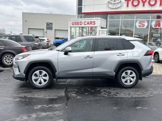 2024 Toyota RAV4 LE in Niagara Falls, Ontario - 2 - w320h240px