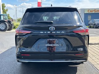 2022 Toyota Sienna Limited in Niagara Falls, Ontario - 5 - w320h240px