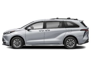 2025 Toyota Sienna LE in Niagara Falls, Ontario - 3 - w320h240px