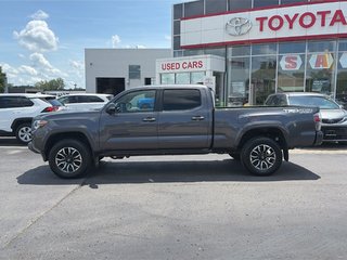 2021 Toyota Tacoma 4WD DOUBLE AT in Niagara Falls, Ontario - 2 - w320h240px