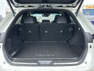 2021 Toyota Venza Limited in Niagara Falls, Ontario - 6 - w320h240px