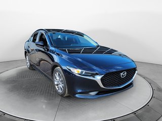 Mazda 3  2022 à Baie-Comeau, Québec - 2 - w320h240px