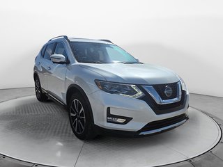 2018 Nissan Rogue in Baie-Comeau, Quebec - 2 - w320h240px
