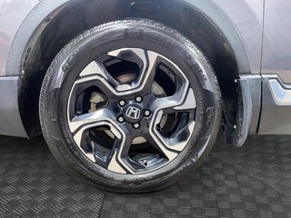 2019 Honda CR-V Touring in Chicoutimi, Quebec - 6 - w320h240px