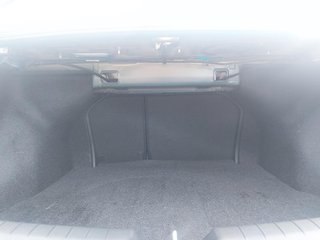 2017 Hyundai Elantra in Sept-Îles, Quebec - 6 - w320h240px