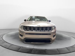 2018 Jeep Compass in Sept-Îles, Quebec - 2 - w320h240px