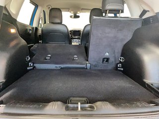 2020 Jeep Compass in Sept-Îles, Quebec - 6 - w320h240px