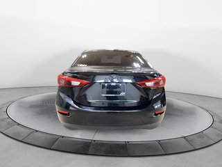 2018 Mazda 3 in Jonquière, Quebec - 3 - w320h240px