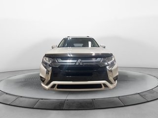 2022 Mitsubishi OUTLANDER PHEV in Chicoutimi, Quebec - 2 - w320h240px