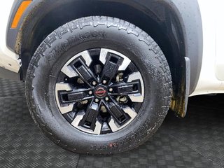 Nissan Frontier PRO-4X 2023