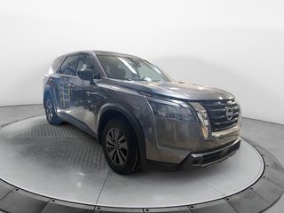 Nissan Pathfinder  2023 à Jonquière, Québec - 2 - w320h240px