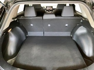 Toyota Corolla Cross  2022 à Jonquière, Québec - 6 - w320h240px