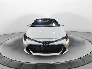 2021  Corolla Hatchback Base in Chicoutimi, Quebec - 3 - w320h240px