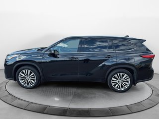 2022 Toyota Highlander in Jonquière, Quebec - 5 - w320h240px