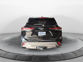 2022 Toyota Highlander in Jonquière, Quebec - 3 - w320h240px