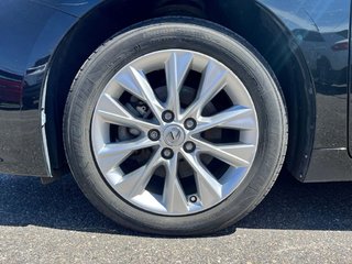 2013 Lexus ES 300h BASE