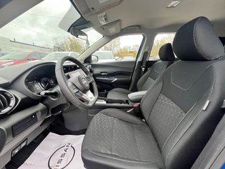 2025 Nissan Kicks Play SV