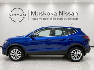 2022 Nissan Qashqai S