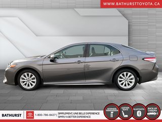Toyota Camry SE 2020 à Bathurst, Nouveau-Brunswick - 5 - w320h240px