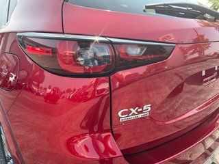 2024 Mazda CX-5 in Pickering, Ontario - 11 - w320h240px