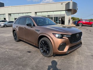 2025 Mazda CX-70 Hybrid in Pickering, Ontario - 9 - w320h240px