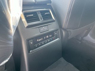 2025 Mazda CX-70 Hybrid in Pickering, Ontario - 39 - w320h240px