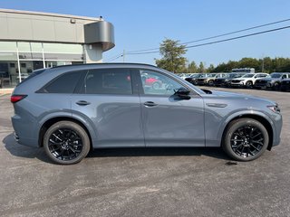 2025 Mazda CX-70 Hybrid in Pickering, Ontario - 8 - w320h240px