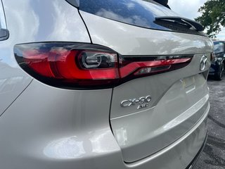 2025 Mazda CX-90 Hybrid in Pickering, Ontario - 11 - w320h240px