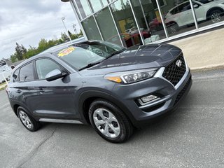 2019 Hyundai Tucson AWD 2.0L Essential Safety Package