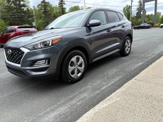 2019 Hyundai Tucson AWD 2.0L Essential Safety Package