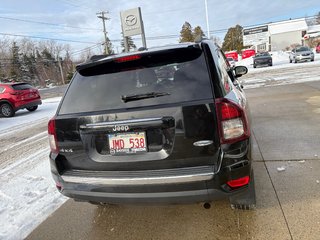 Jeep Compass 4x4 Sport / North 2016