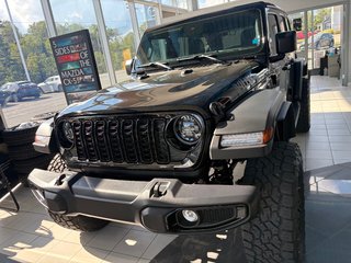 Jeep Wrangler Willys 4 Door 4x4 2025