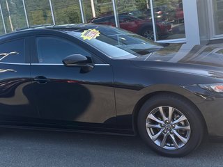 2022  Mazda3 Sport GS at